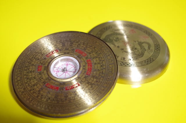 風水盤イメージ